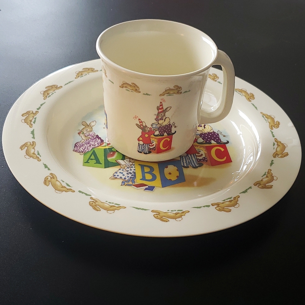 Bunnykins plastic set